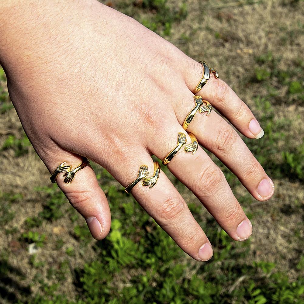 Couple Hug Ring Couple Hug Ring